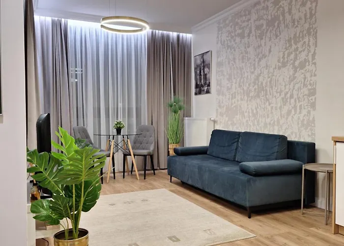 Heartbeat Studio, Center *