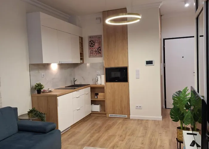 Heartbeat Studio, Center