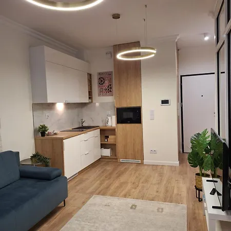 Heartbeat Studio, Center